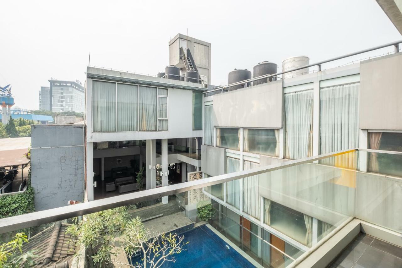 Capital O 874 Hotel Nyland Pasteur Bandung Exterior photo