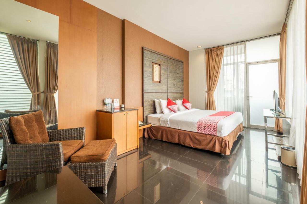 Capital O 874 Hotel Nyland Pasteur Bandung Exterior photo